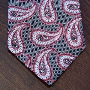 Ziggurat Hand Made 100% Polyester Men’s Neck Tie Made In China